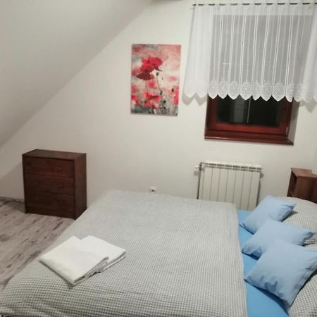 Apartment Zelezny Hrozen วาลติตซา ภายนอก รูปภาพ