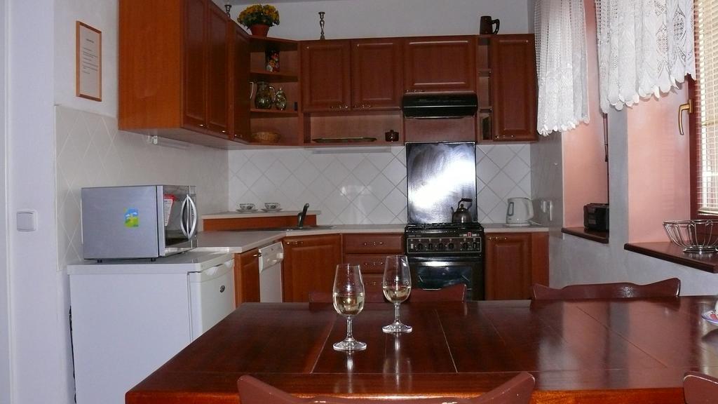 Apartment Zelezny Hrozen วาลติตซา ห้อง รูปภาพ